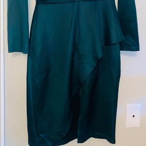 Cute and form fitting peplum dress.